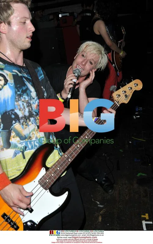 Starman group performs at Moho club, Manchester