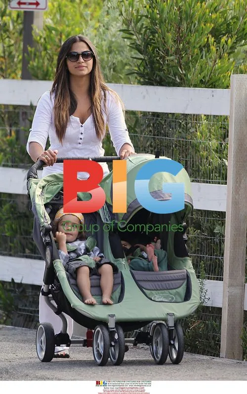 Camila Alves with children in Malibu park