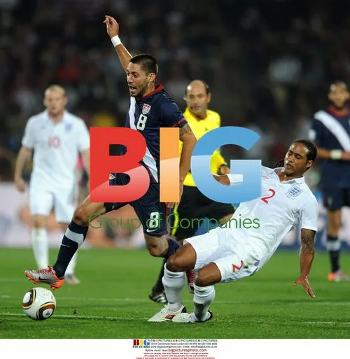 WORLD RIGHTS NO USA, FRANCE. Glen Johnson vs Clint Dempsey