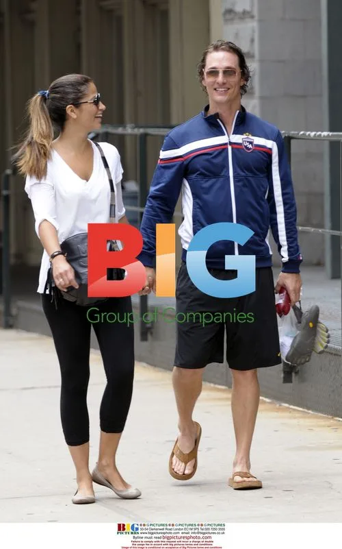 Matthew McConaughey and Camila Alves Shopping