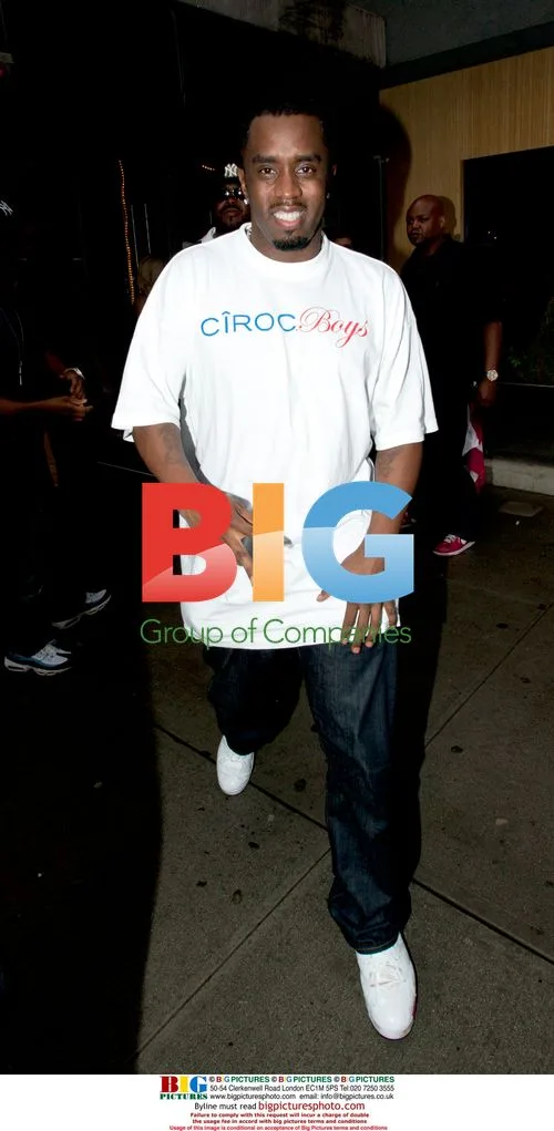 P Diddy Leaves NYC Restaurant After Parade