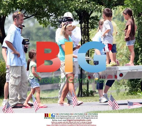 Kate Gosselin with 8 Kids on 'Kate Plus Eight' Shoot