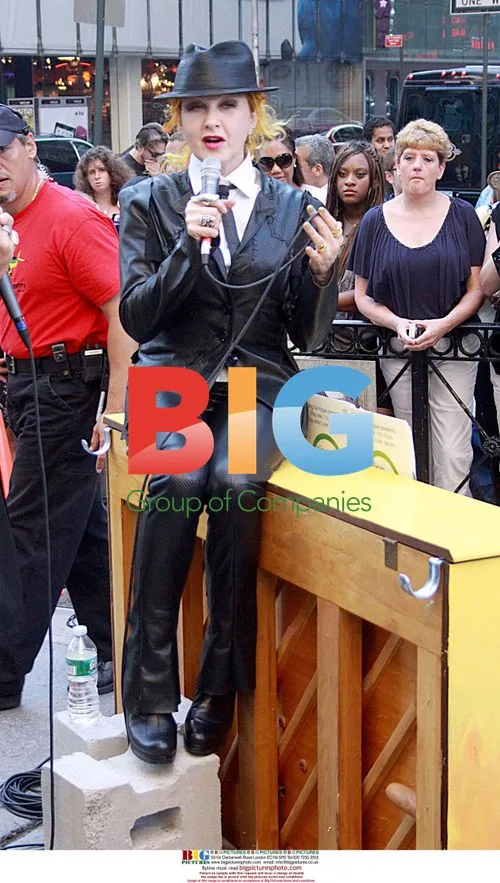 Cyndi Lauper Performing on GMA