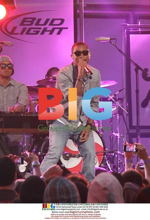 Pharrell, The Dream perform on 'Jimmy Kimmel'