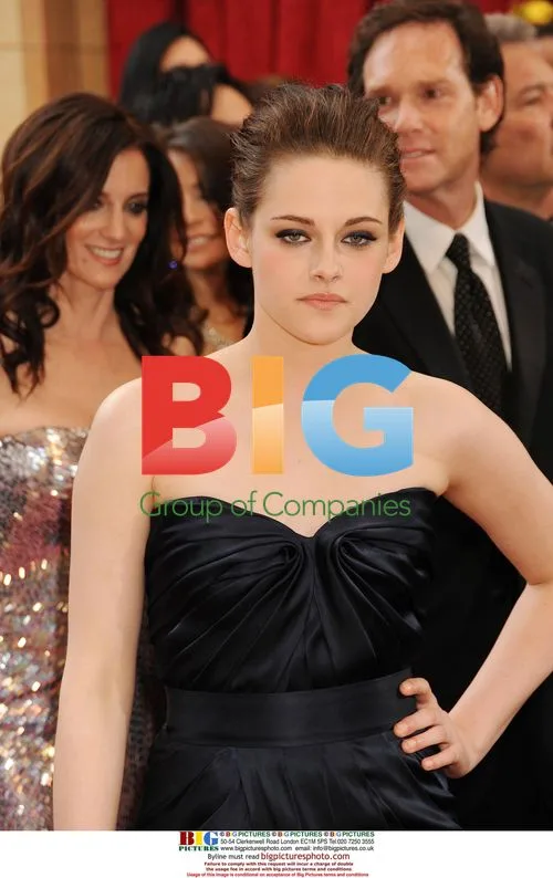 Kristen Stewart at 2010 Oscars