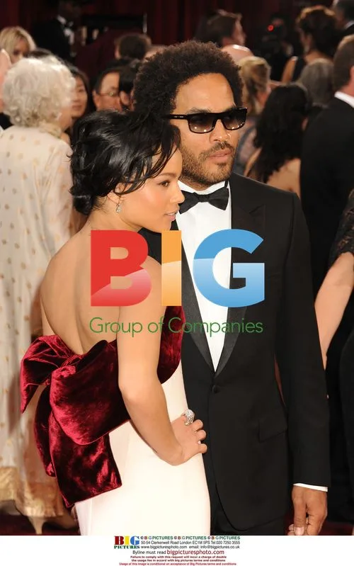 Zoe and Lenny Kravitz at Oscars
