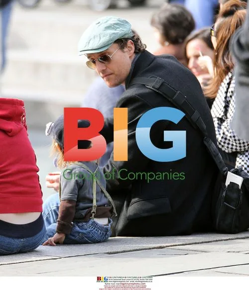 Matthew McConaughey with son at Central Park Zoo