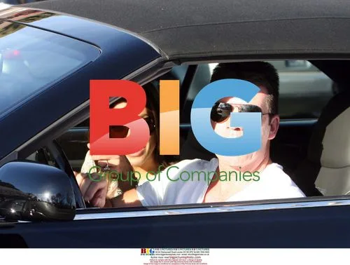 Simon Cowell and Mezhgan Hussainy shopping in Malibu