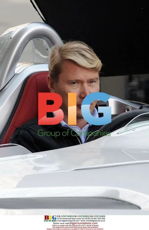 Mika Hakkinen Shooting Mercedes Advert