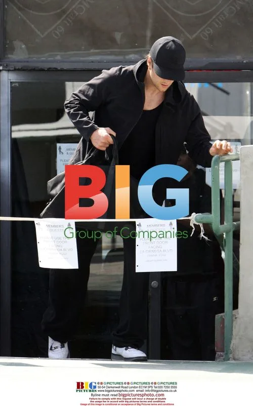 Tom Brady Leaves the Gym