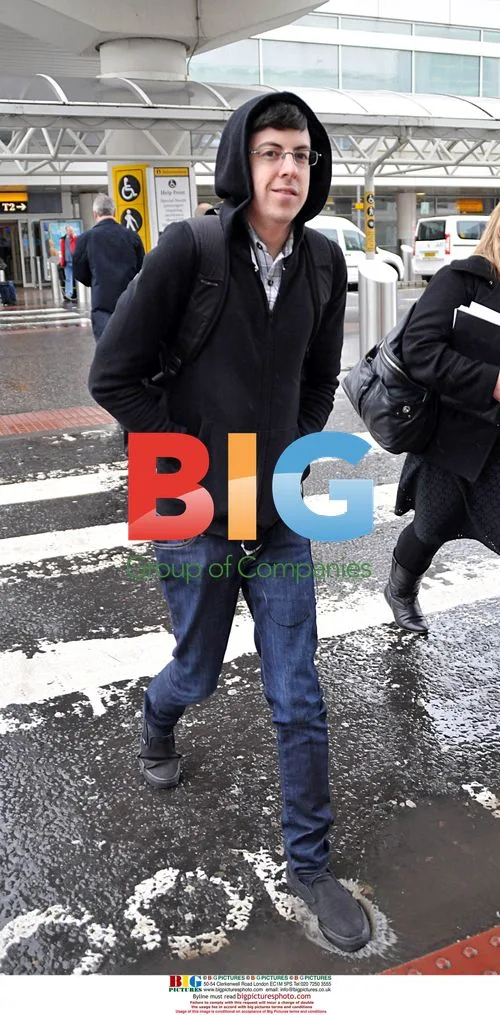 Christopher Mintz-Plasse Arrives in Glasgow