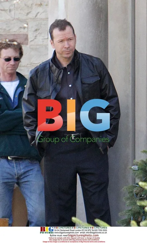 Donnie Wahlberg on set of "Reagan's Law"
