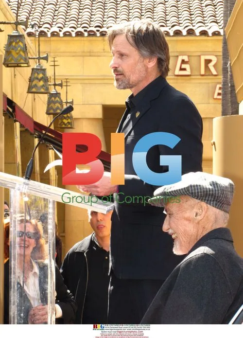 Viggo Mortensen Attends Dennis Hopper Ceremony