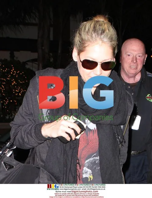 Anna Kournikova Arrives at LAX