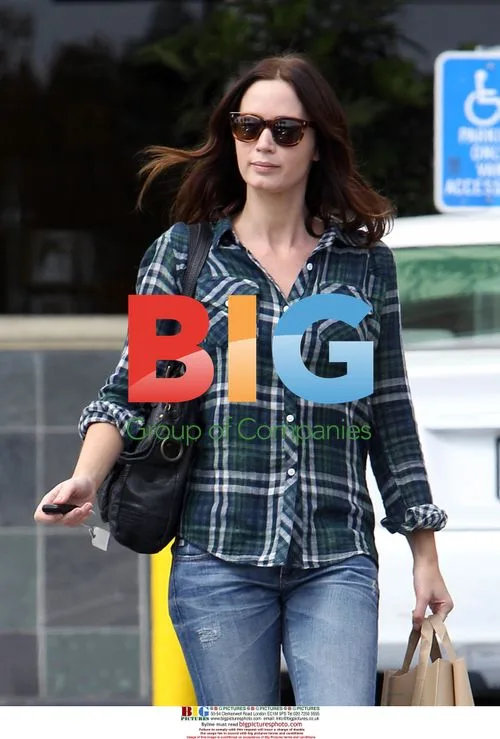 Emily Blunt Shopping at Whole Foods