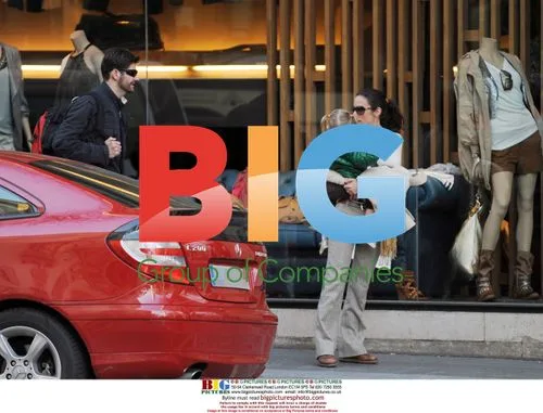 Telma Ortiz walks with family in Barcelona