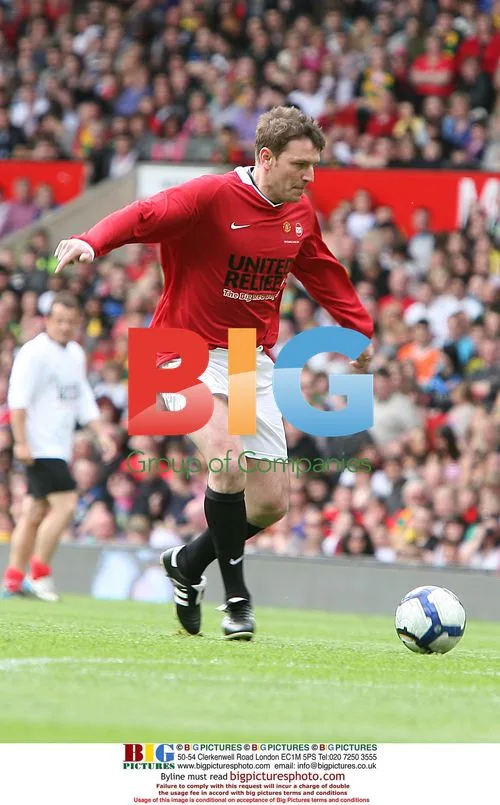 Lee Sharpe at United Relief Live Event