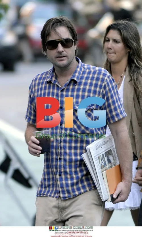 Luke Wilson Shopping in Soho, NYC