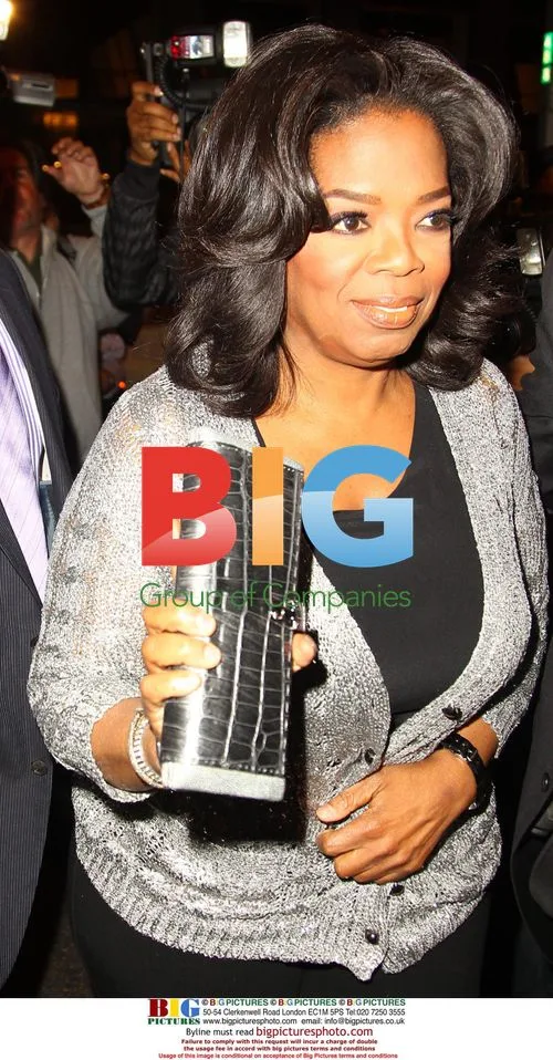 Oprah Winfrey Attending Denzel Washington's Broadway Show