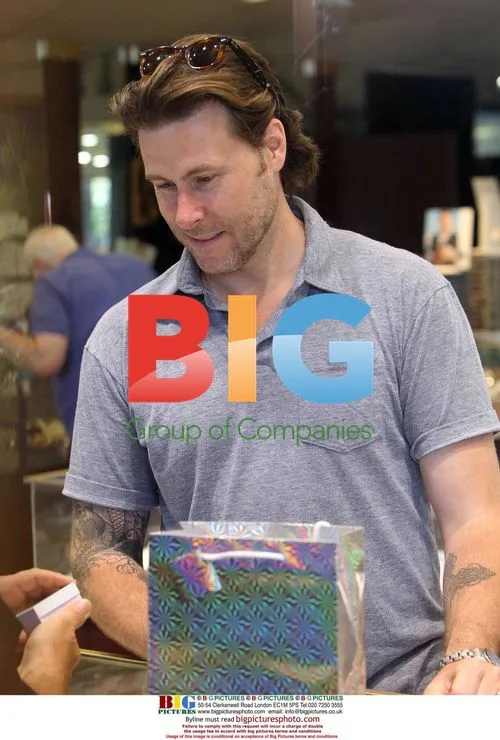 Dean McDermott and Son on Errands