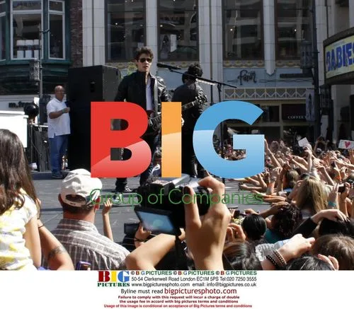 The Jonas Brothers perform at The Grove