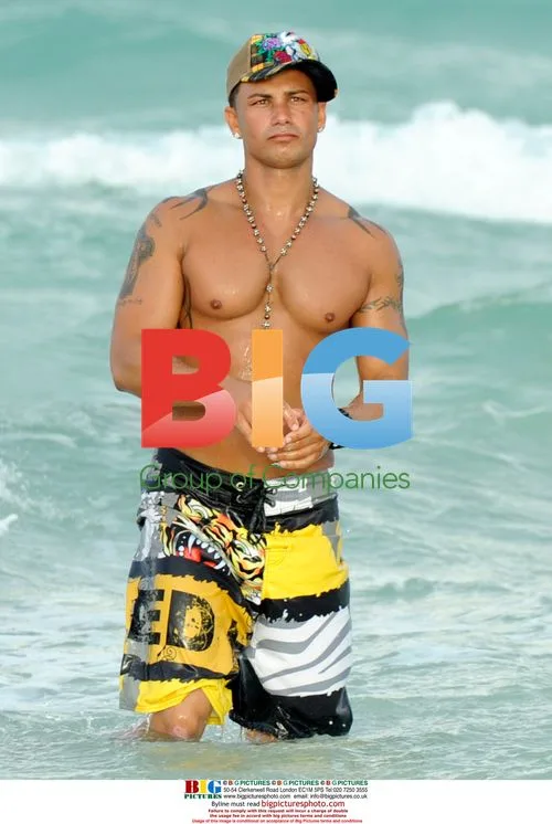 Pauly D Spotted in Miami Beach