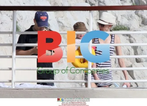 Naomi Watts relaxes with kids at Eden Roc