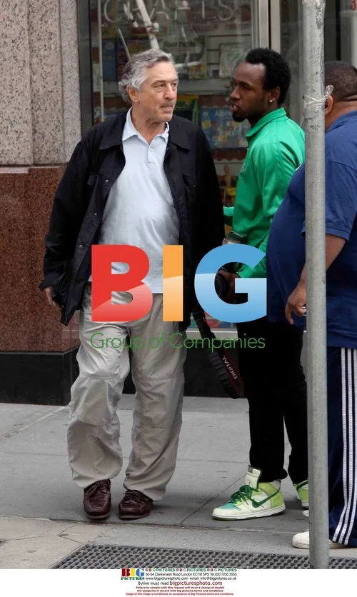 Robert De Niro Argues with Photographer