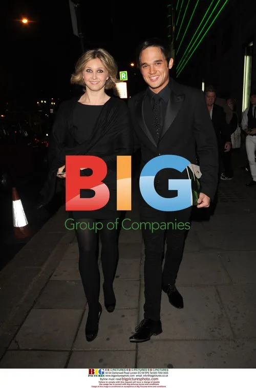 Gareth Gates and wife leave 'Wicked' press show