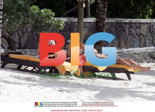 Heather Mills and Boyfriend on Beach
