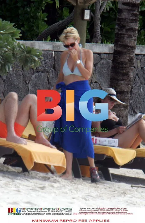 Heather Mills on beach holiday with boyfriend