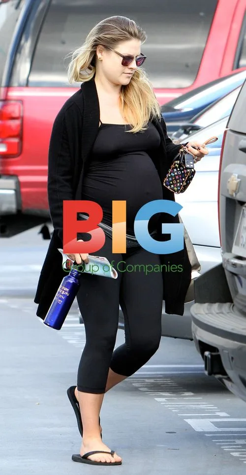 Pregnant Ali Larter in Beverly Hills