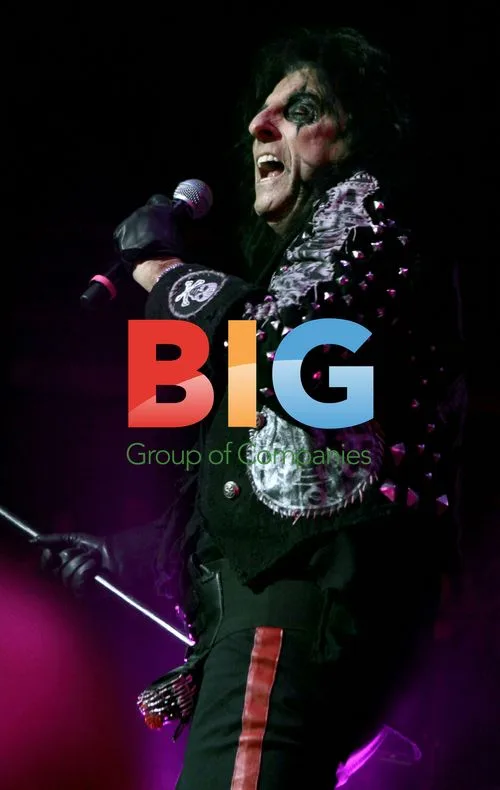 Alice Cooper Performs Sold-Out London Show