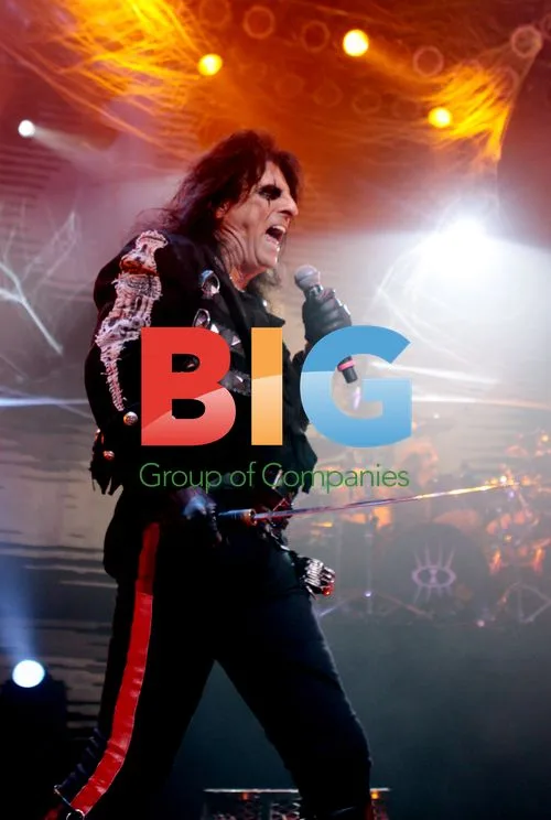 Alice Cooper Performs Sold-Out London Show