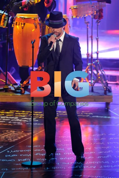 Jamiroquai Performs on X Factor Italy