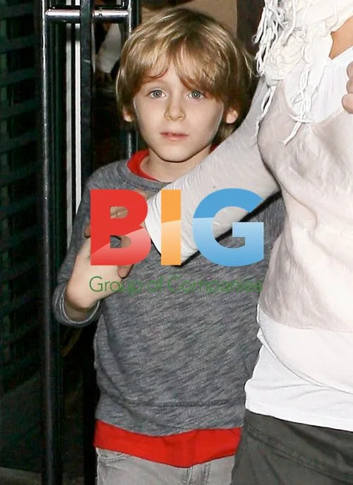 Sarah Jessica Parker and son James at Toys R Us
