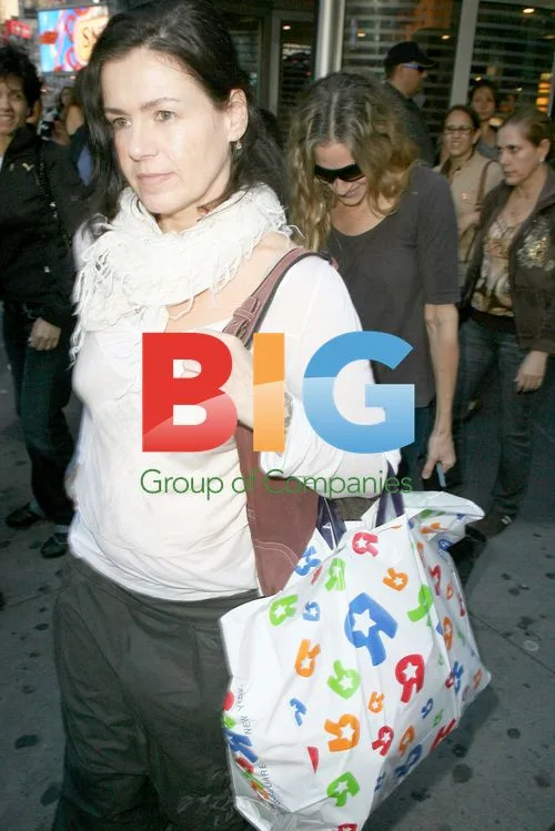 Sarah Jessica Parker and Son at Toys R Us