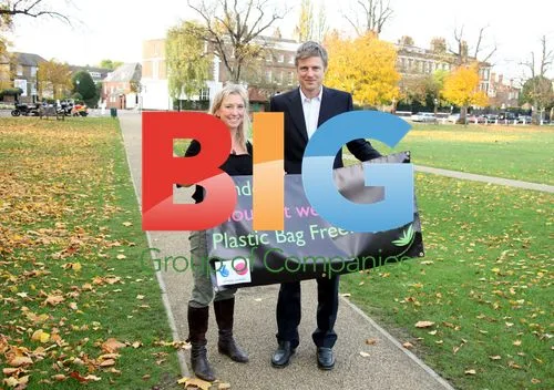 Zac Goldsmith with Roz Savage on Richmond Green