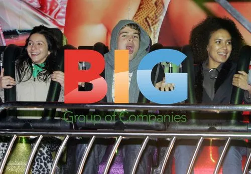 Joe McElderry Enjoys Guy Fawkes Night