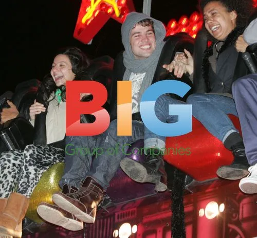 Joe McElderry Enjoys Guy Fawkes Night
