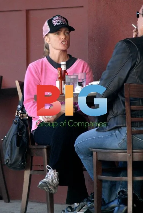 Erika Eleniak Out for Lunch in LA