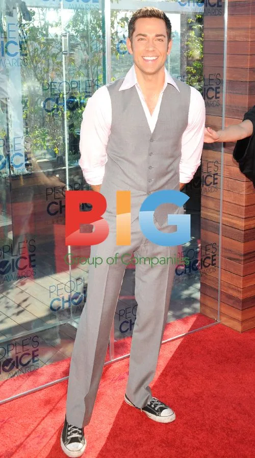 Zachary Levi at People's Choice Awards 2011 Press Conference
