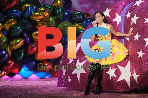 Katy Perry at 2010 Victoria's Secret Fashion Show