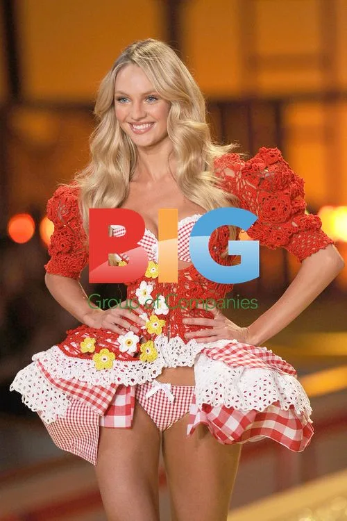 Candice Swanepoel at Victoria's Secret Fashion Show