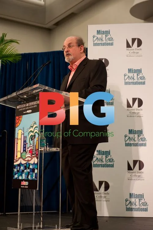 Salman Rushdie Signs Books in Miami