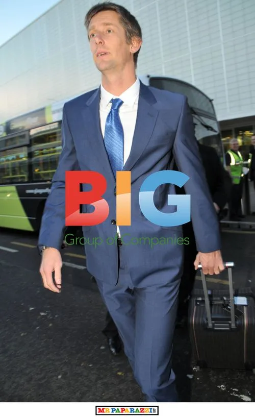 Manchester United Players Arrive in Glasgow