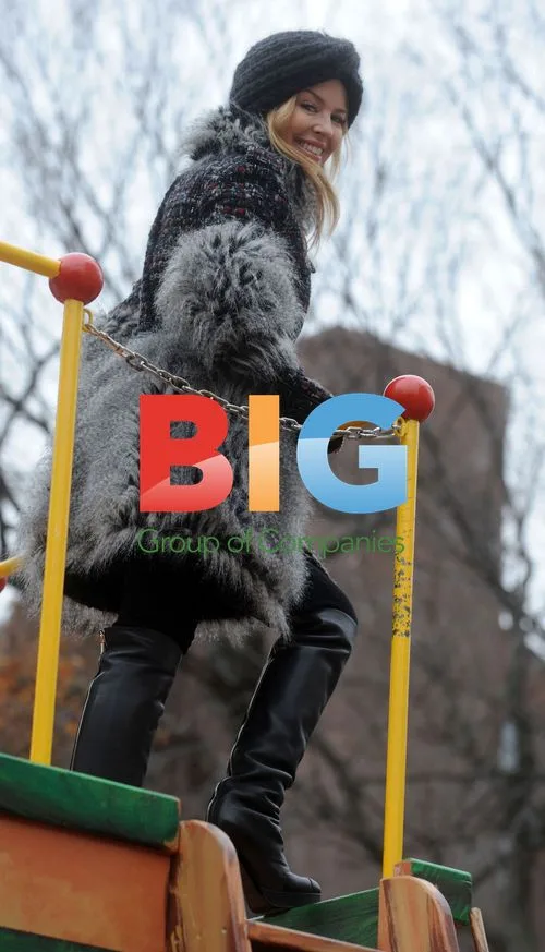 Kylie Minogue at Macy's Thanksgiving Parade