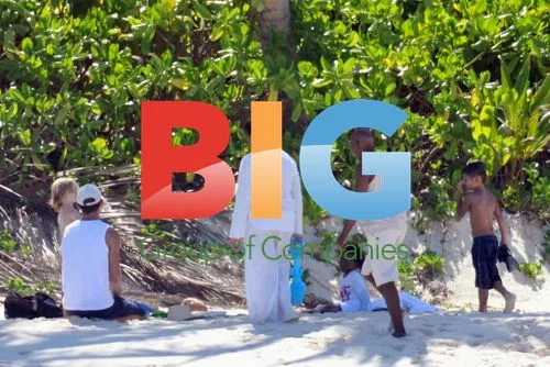 Jolie-Pitt Family Plays on Seychelles Beach