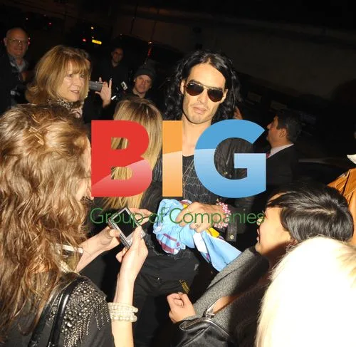 Russell Brand Performs, Poses with Fans