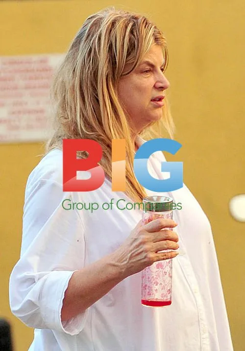Kirstie Alley leaves Pilates studio with daughter